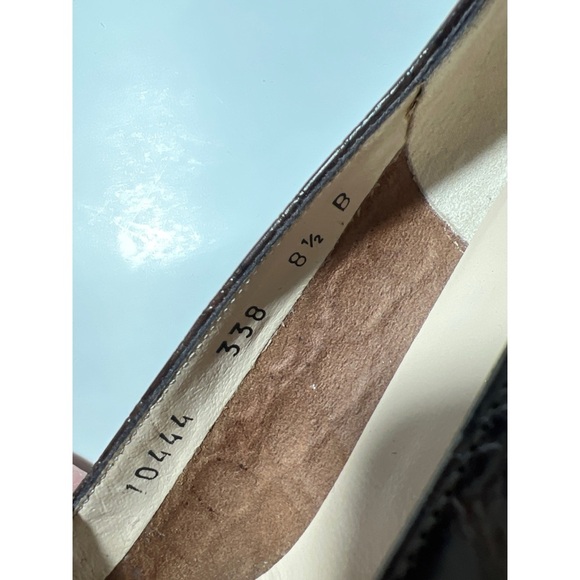 Salvatore Ferragamo  Brown Crocodile Pattern Women's Shoes - Picture 7 of 7